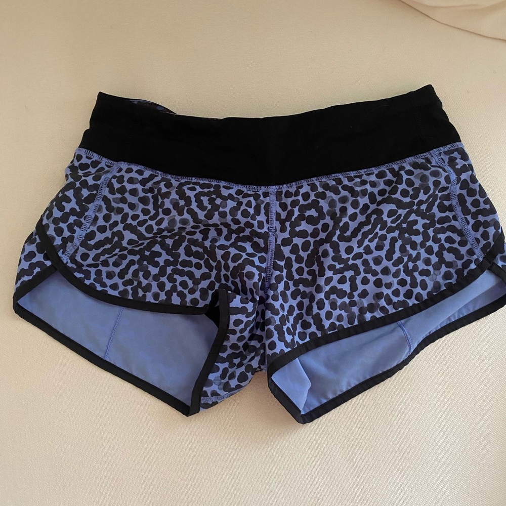 Lululemon speed up short, size 4, blue and black